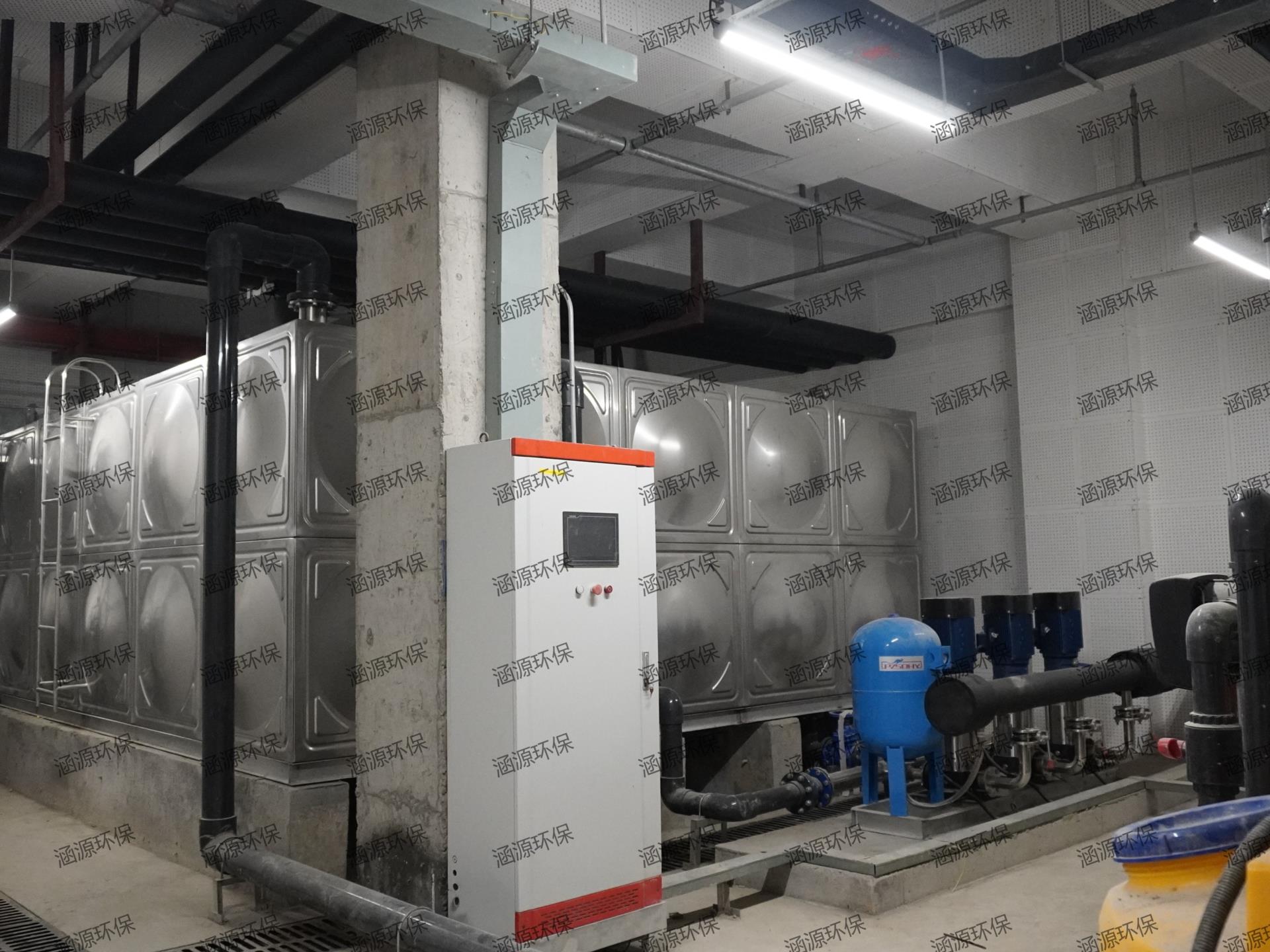 商業(yè)寫(xiě)字樓機(jī)房雨水回用系統(tǒng)